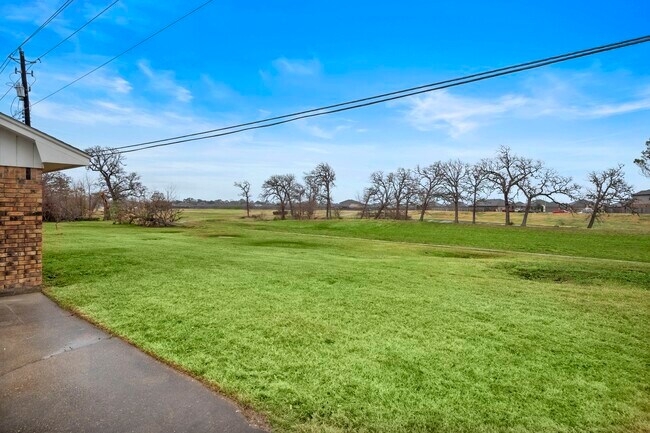 Building Photo - 4912 Goose Creek Dr