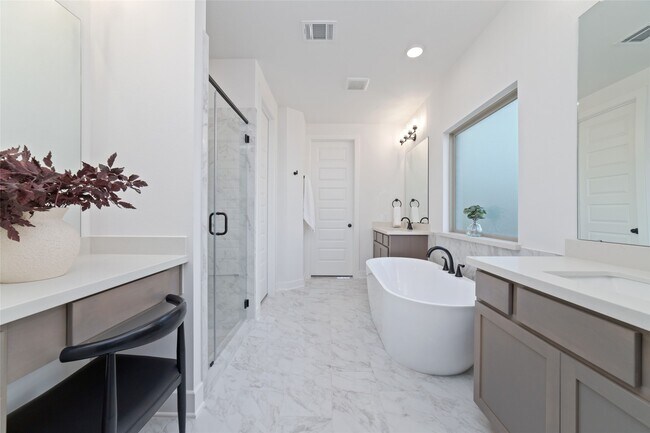 Building Photo - 4814 Highland Strm Ct