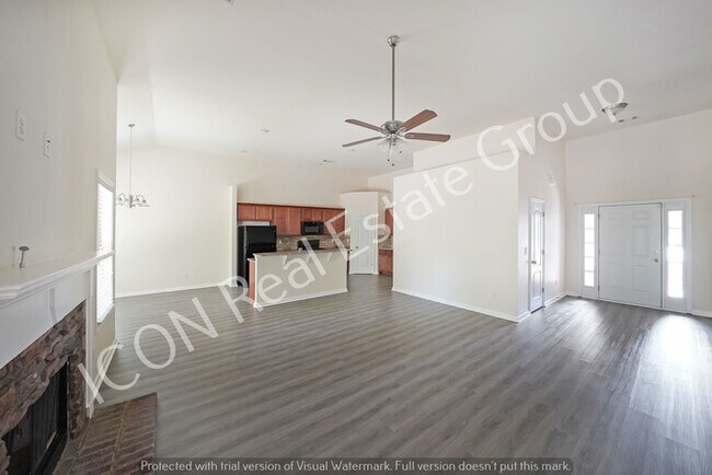 Building Photo - 4/3 Ranch home in Swim Tennis community