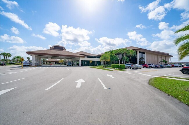 Building Photo - 12755 SW 16th Ct