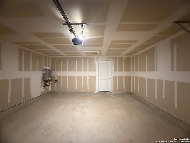 Building Photo - 235 Ottawa Way