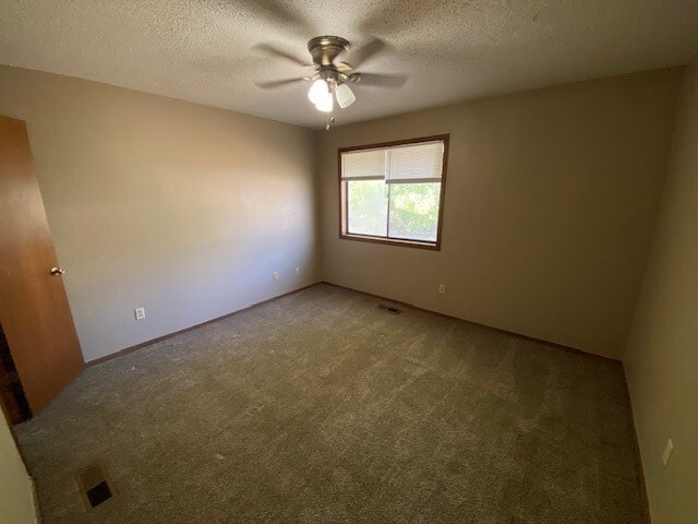 Building Photo - 776 N Storer Ave