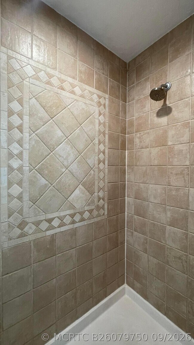 Building Photo - 4857 Victoria Cir