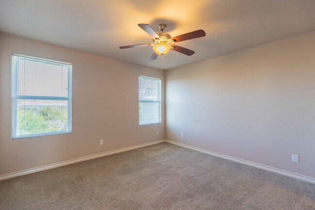 Building Photo - 7314 Colina Way #3