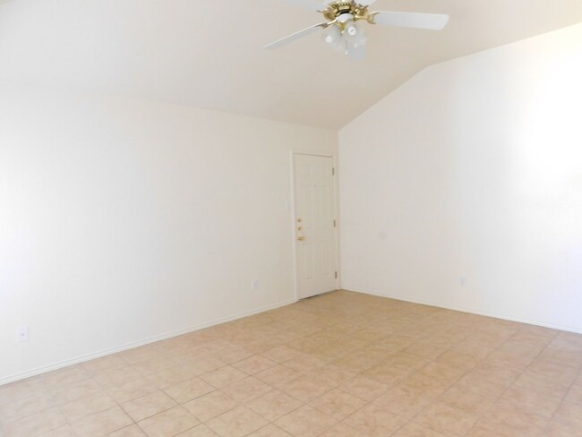 Building Photo - 4601 Wade Dr