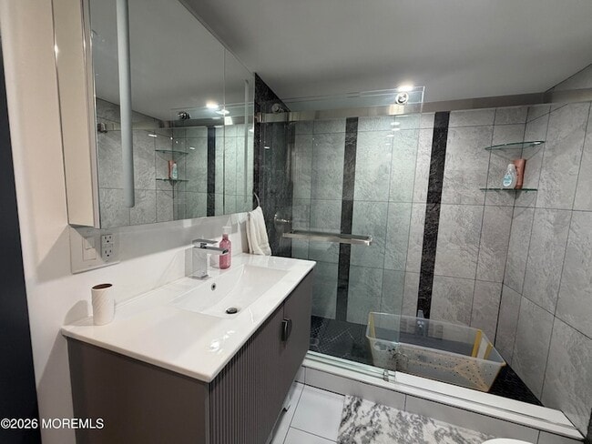 Building Photo - 191 Delaware Ave