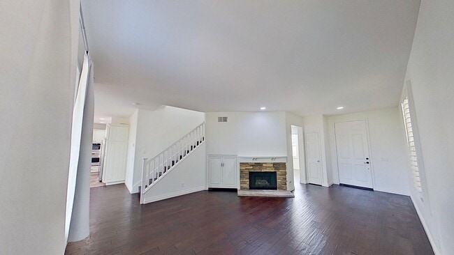 Building Photo - 18 Trail Canyon Dr