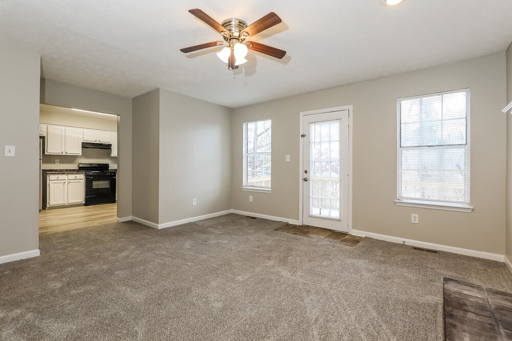 Building Photo - 9199 Fairway Ct