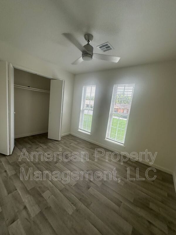Building Photo - 2320 S 84th E Ave