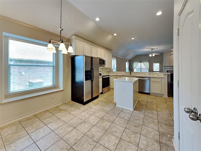 Building Photo - 8628 Marion Dr