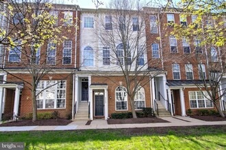 Building Photo - 42252 Black Rock Terrace