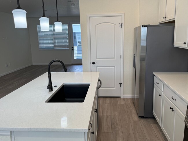 Building Photo - Gorgeous New Construction 4 bedroom Townhome