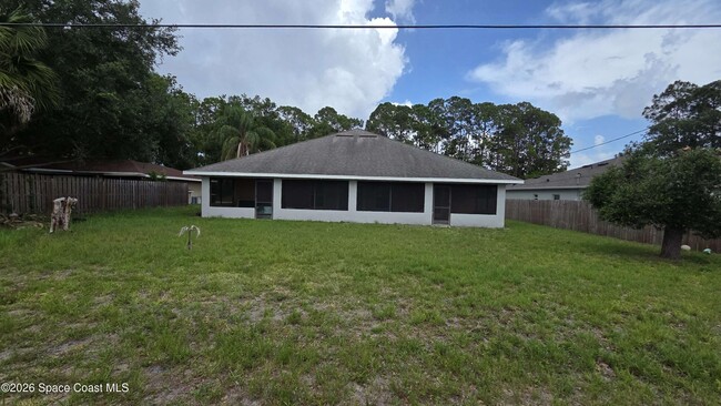 Building Photo - 296 Croquet Ave NE