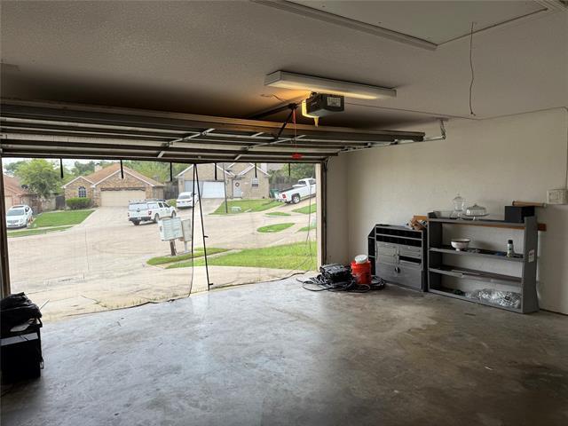Building Photo - 1704 Vista Verde Cir