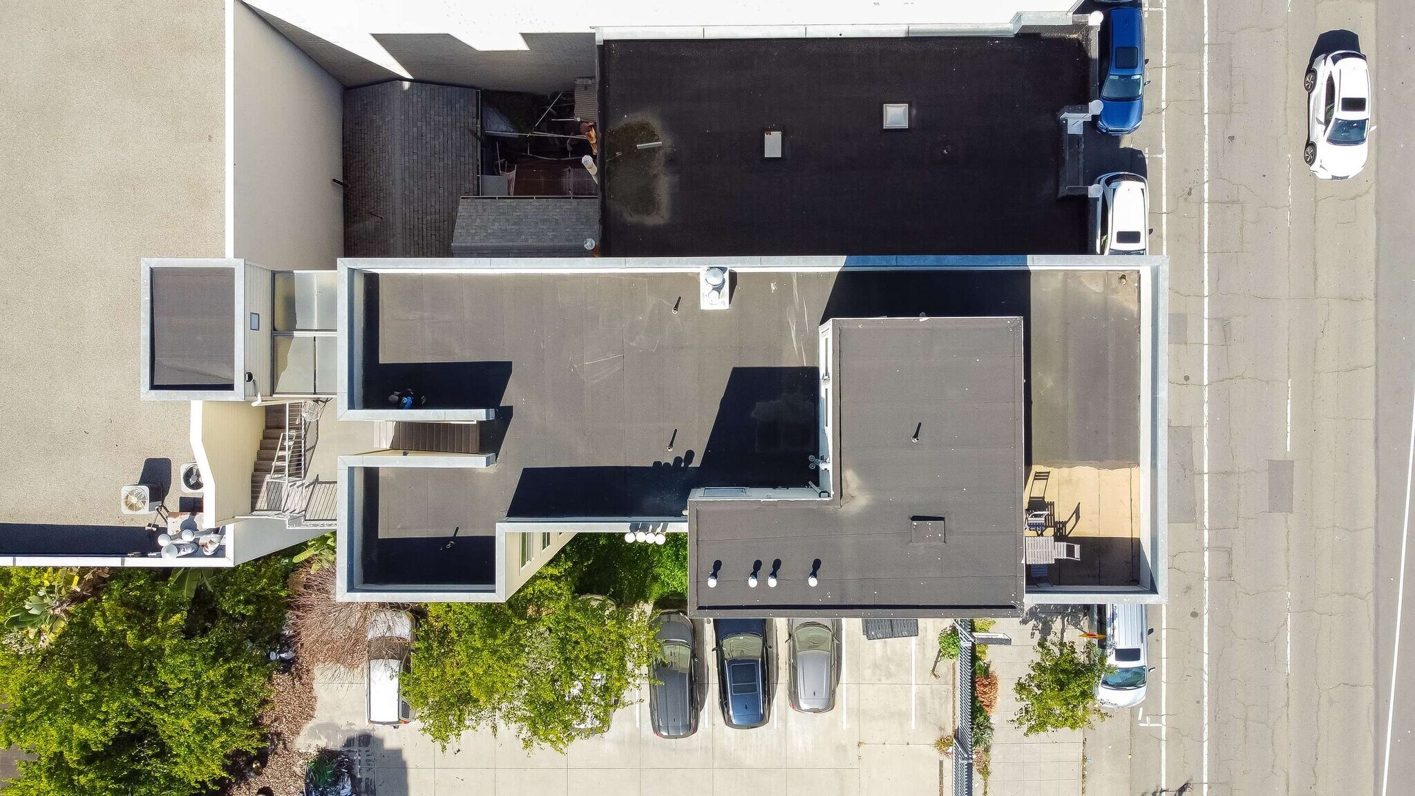 Building Photo - 275 9th St
