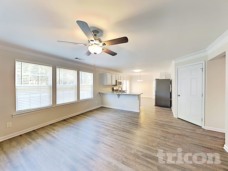 Building Photo - 41 Walden Crossing