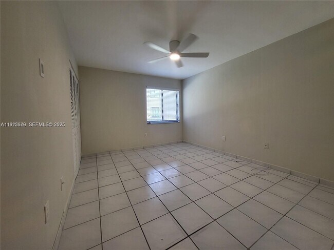 Building Photo - 8977 SW 123rd Ct