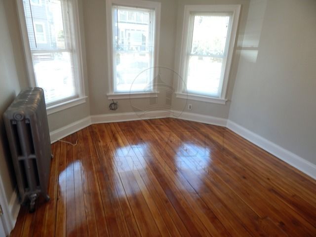 Building Photo - 13 Seven Pines Ave