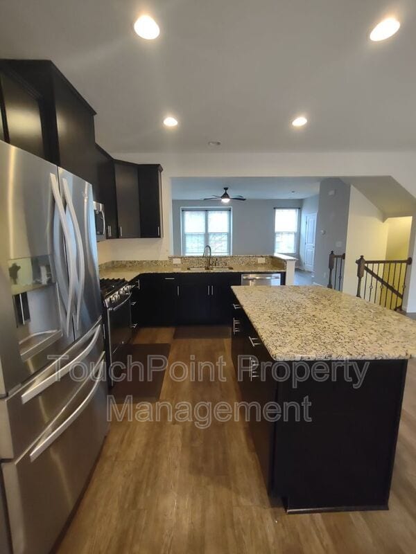Building Photo - 4073 Zilker Park Dr