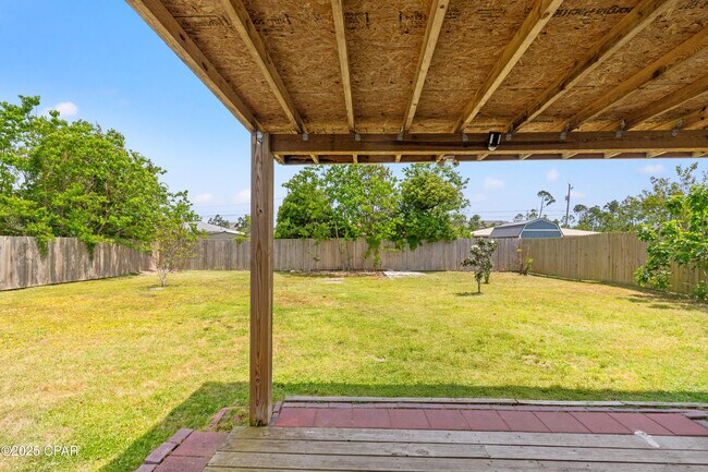 Building Photo - 1914 Clay Ave