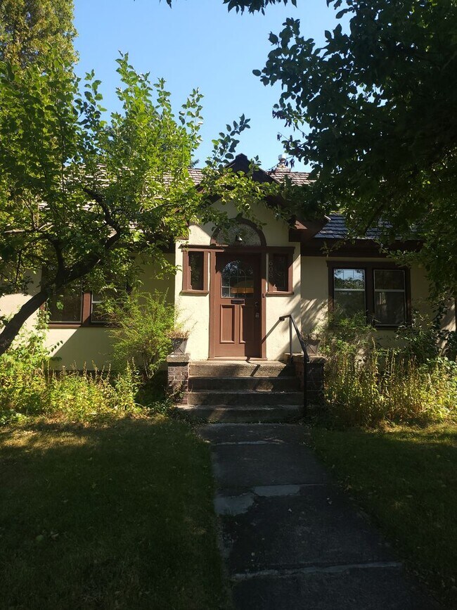 Building Photo - Cozy Home in Historic Bozeman