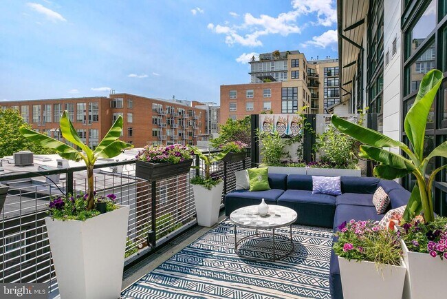 Building Photo - 2125 14th St NW