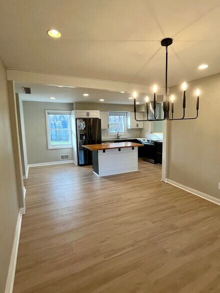 Dining room - 3803 Brunswick Dr