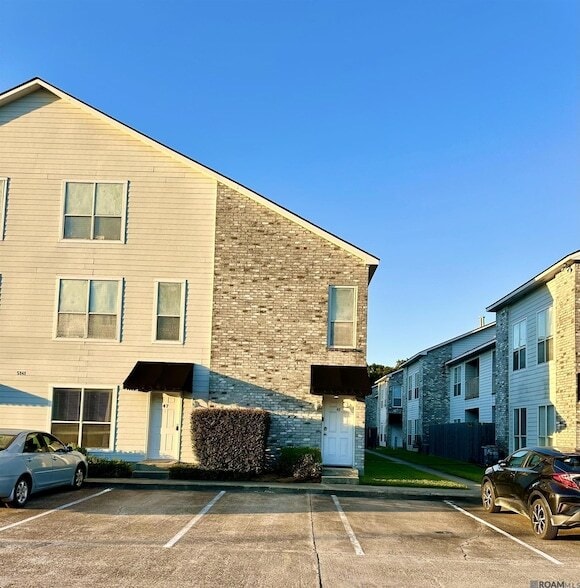 Building Photo - 5141 Nicholson Dr
