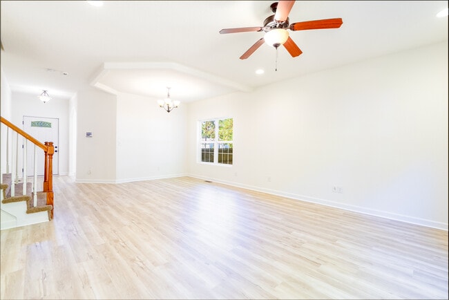 Building Photo - 4508 Marlin Ave