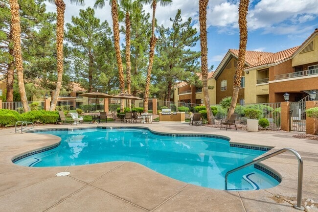 Building Photo - Solevita Apartment Homes