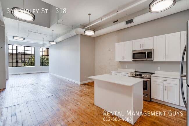 Building Photo - 340 N Sibley St