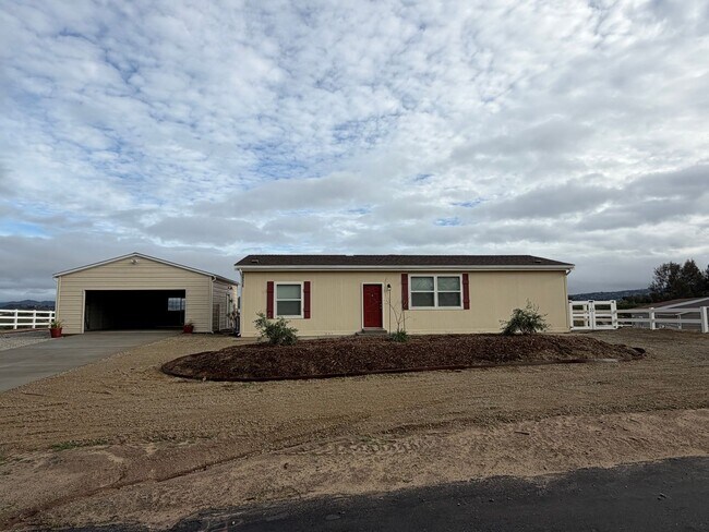 Building Photo - 40528 Calle Cancion