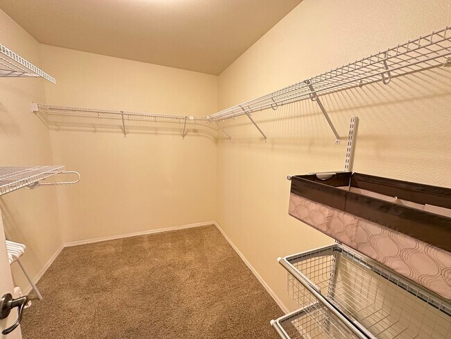 Building Photo - Coeur D'Alene Home