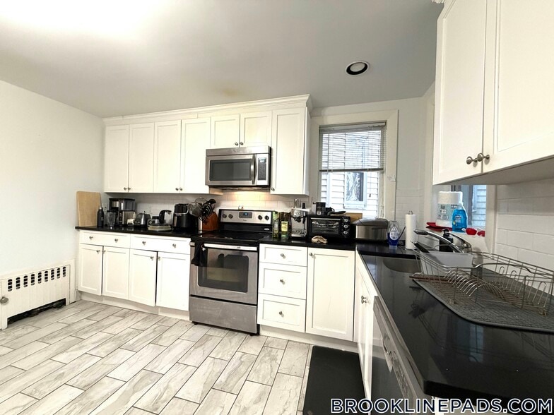 Building Photo - 39 St Paul St