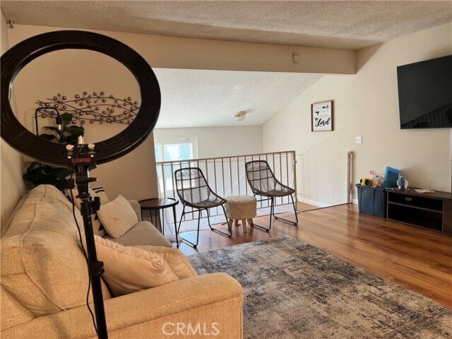 Primary Photo - 126 N Lassen Pl