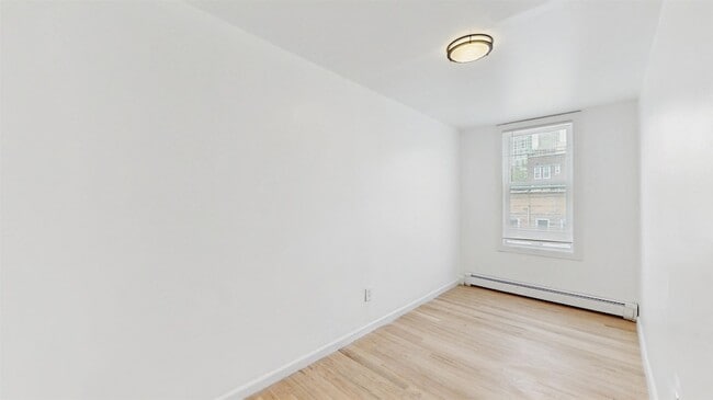 Building Photo - 174 Beacon Ave
