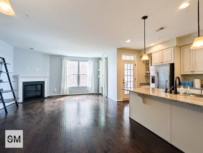 Building Photo - 5462 Stream Bank Ln