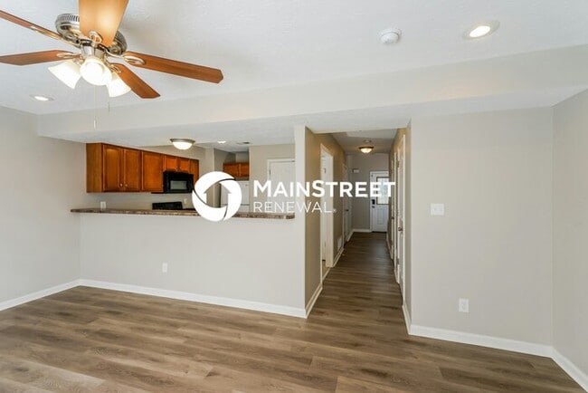 Building Photo - 3 Bedroom Pet-Friendly Home in Nicholasvil...