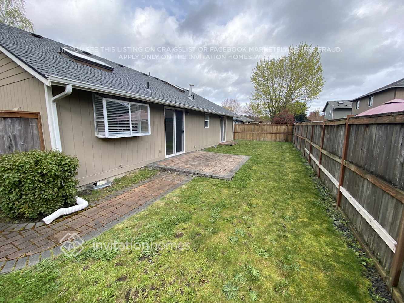 Building Photo - 6038 60th Loop SE