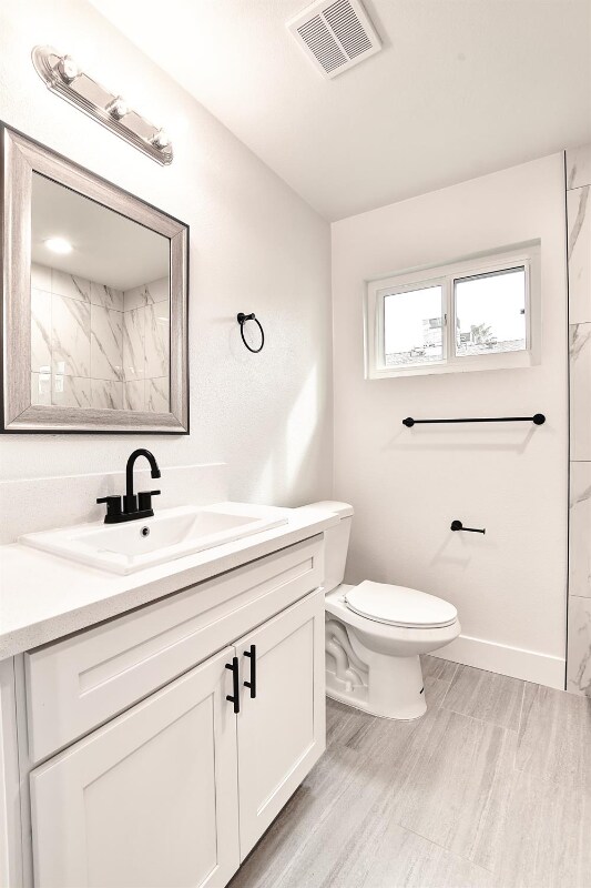 Building Photo - 2841 Utah Ave