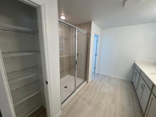 Building Photo - 362 Thompson Vlg Ave