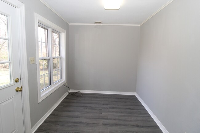 Building Photo - 2418 W Wedington Dr