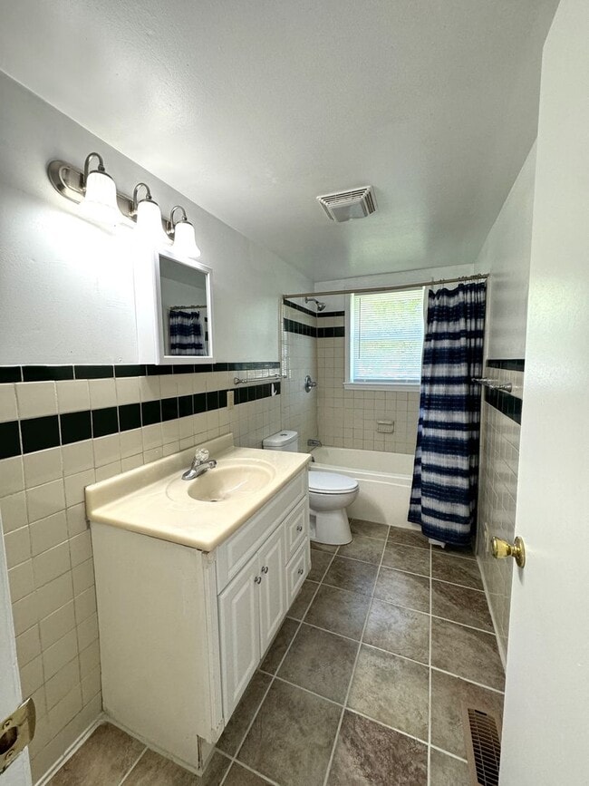 Building Photo - Cutie Brick Ranch