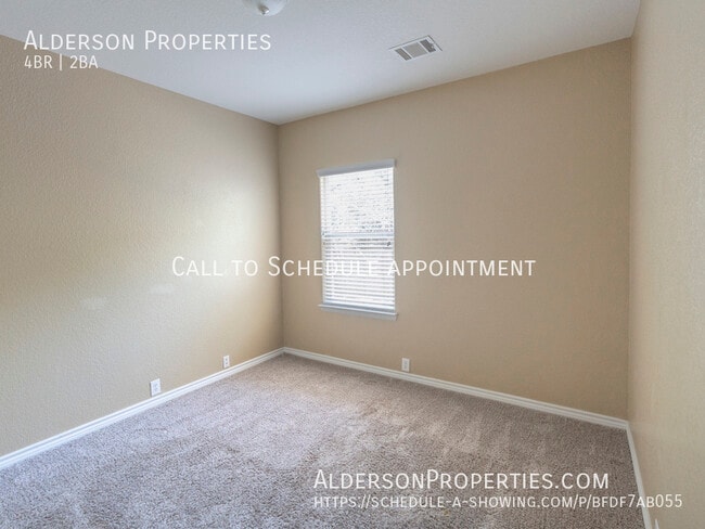 Building Photo - 4835 James Gaines