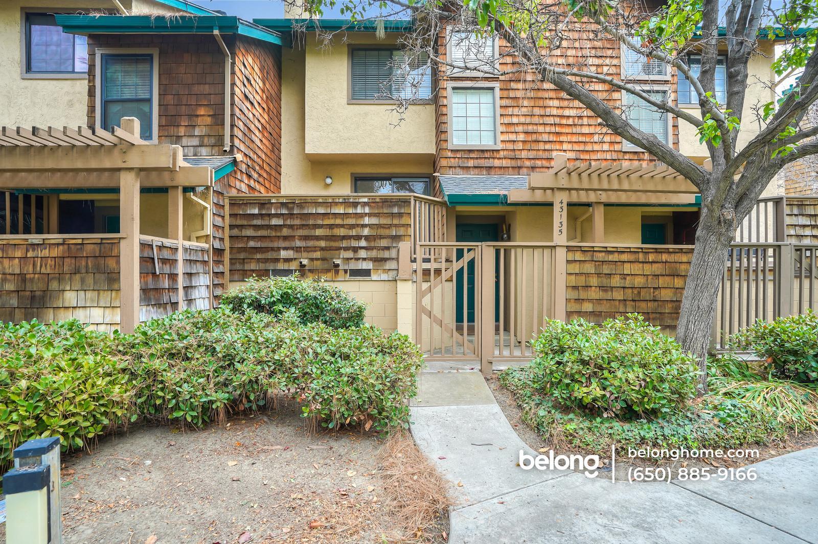 Building Photo - 43135 Mayfair Park Terrace