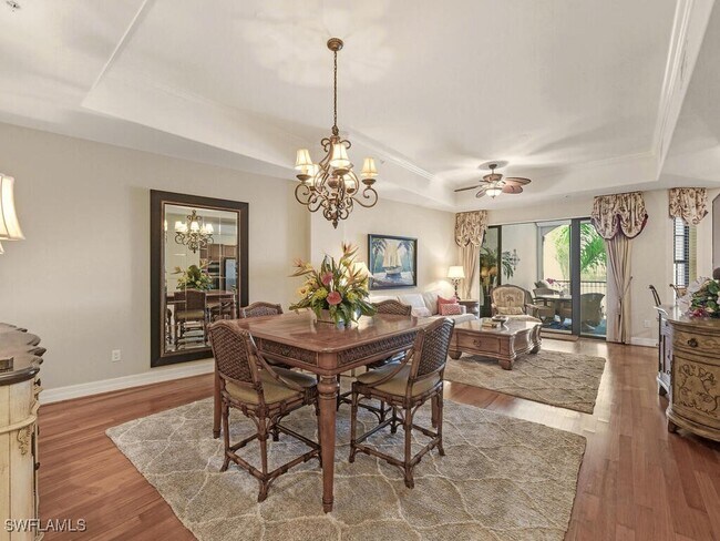 Building Photo - 10731 Mirasol Dr