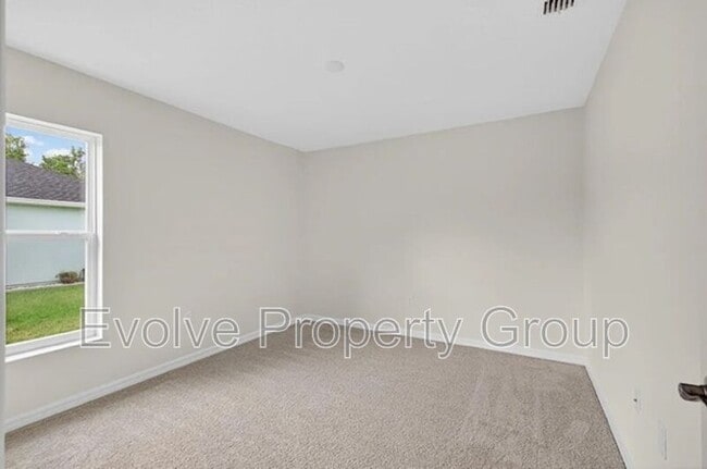 Building Photo - 6 Pickcane Ln