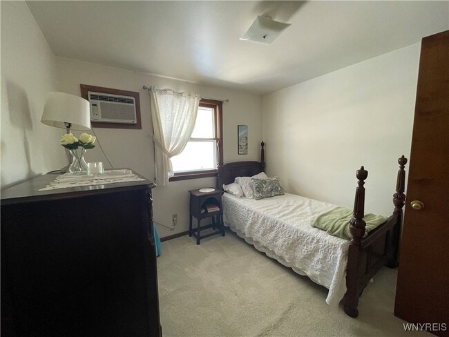 Building Photo - 1825 Winter Rd