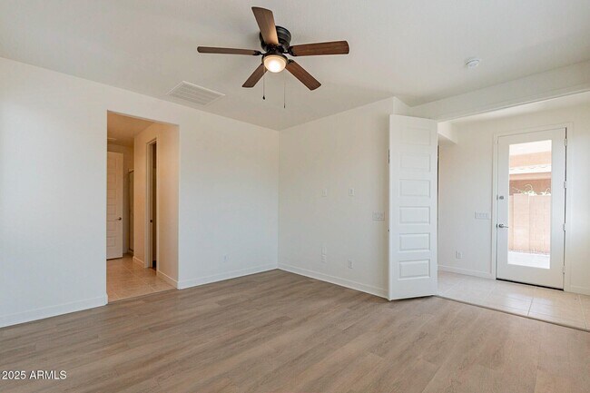 Building Photo - 3742 S 64th Dr