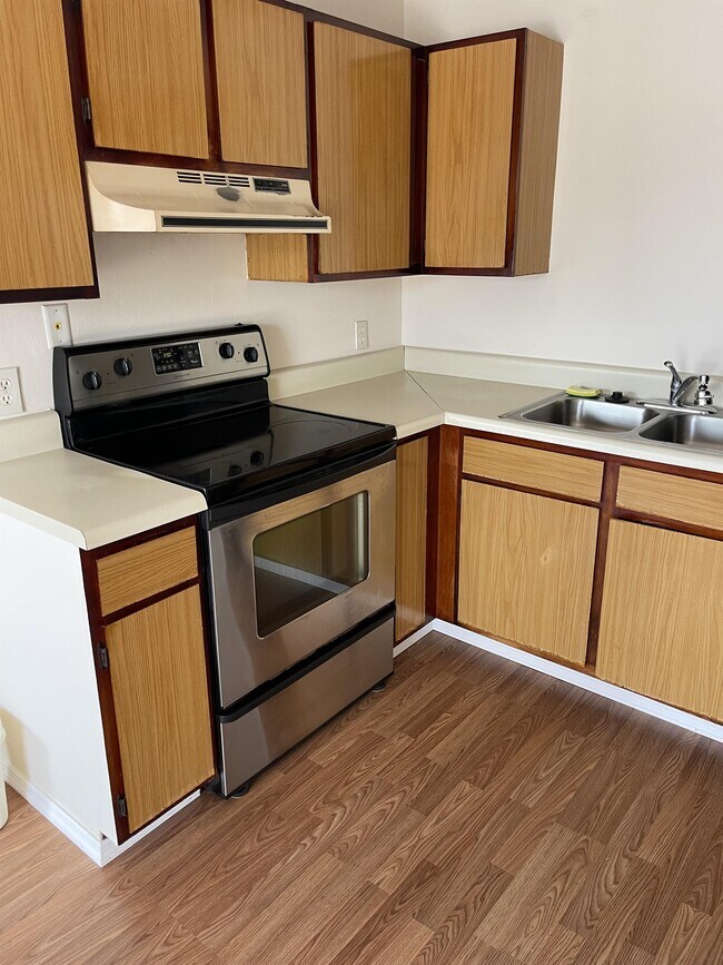 Building Photo - 1290 9th St